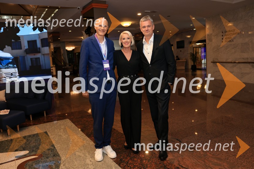 mag. Iztok Seljak, predsednik, Združenje Manager;  Petra Juvančič, izvršna direktorica, Združenje Manager; mag. Tomaž  Berločnik, nekadnji predsednik uprave Petrol d.d.Managerski kongres 2025, prvi dan