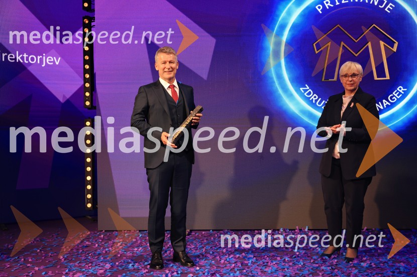  Enver Šišić, direktor skupine Perutnina Ptuj, d.o.o.; dr. Nataša Pirc Musar, predsednica Republike SlovenijeManagerski kongres 2025, prvi dan