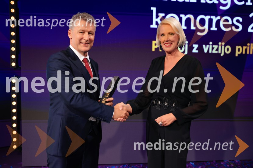  Enver Šišić, direktor skupine Perutnina Ptuj, d.o.o.;  Petra Juvančič, izvršna direktorica, Združenje ManagerManagerski kongres 2025, prvi dan