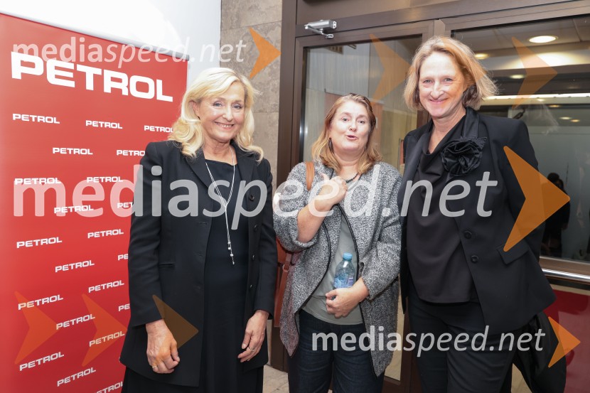  Judita Zidar, igralka;  ... ;  ... Tukaj v temenem gozdu, premiera drame MGL