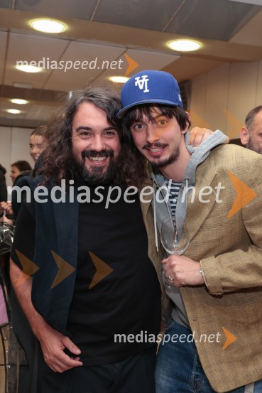  Val Fürst, PTČ;  Andrej  Kobal, glasbenikTukaj v temenem gozdu, premiera drame MGL