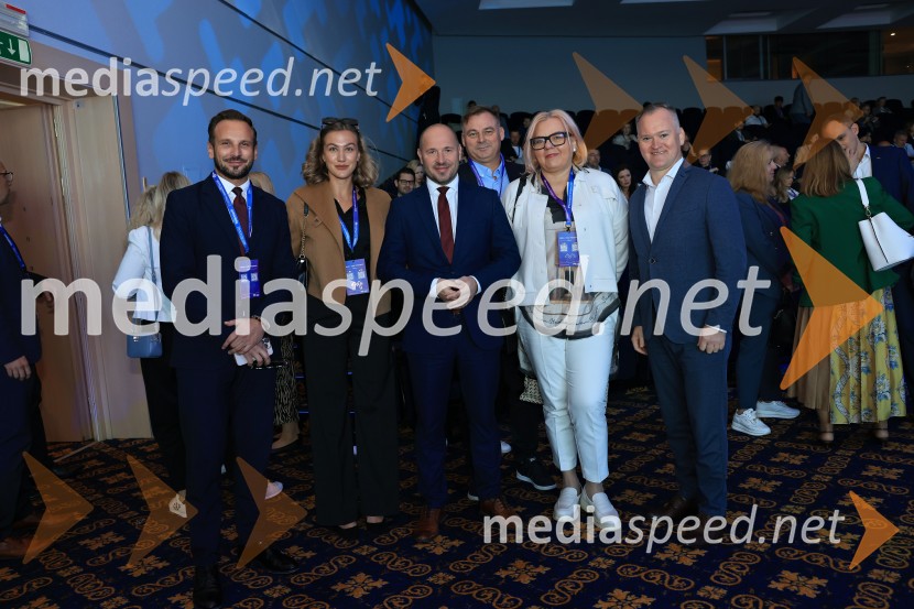  ... ;  ... ;  ... ;  ... ;  ... ;  Robert Ilc, glavni tajnik NSiManagerski kongres 2025, drugi dan