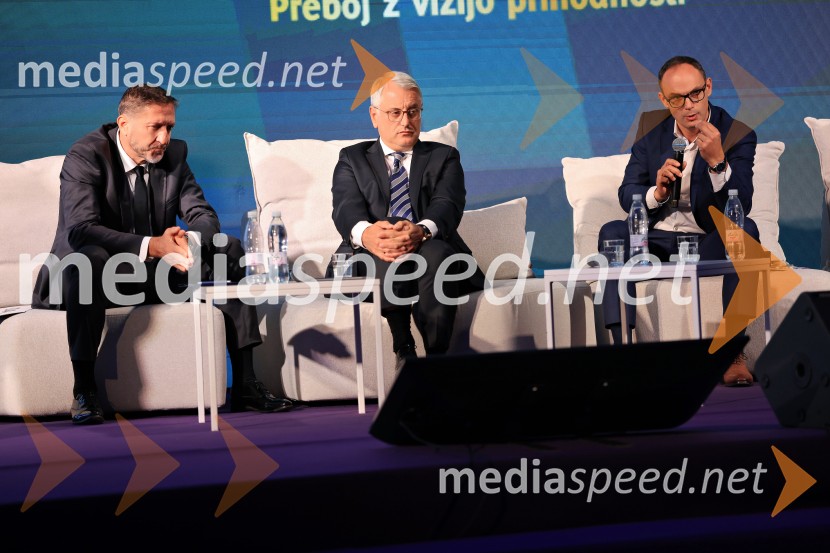  Klemen Boštjančič, minister za finance;  Matjaž Han, minister za gospodarstvo, turizem in šport;  Anže Logar, predsednik stranke Demokrati, poslanec Državnega zbora Republike SlovenijeManagerski kongres 2025, drugi dan
