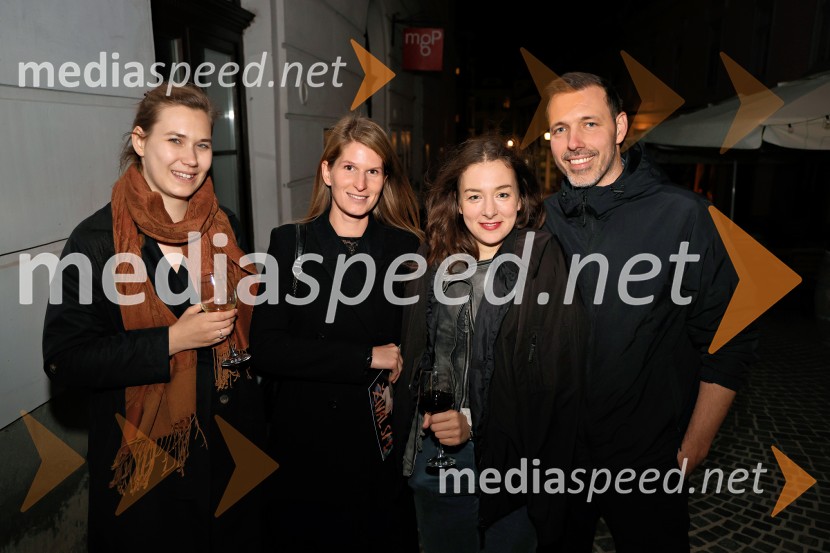  ... ;  ... ;  Liza Marijina, igralka;  ... Žival si, premiera v Mestnem gledališču Ptuj