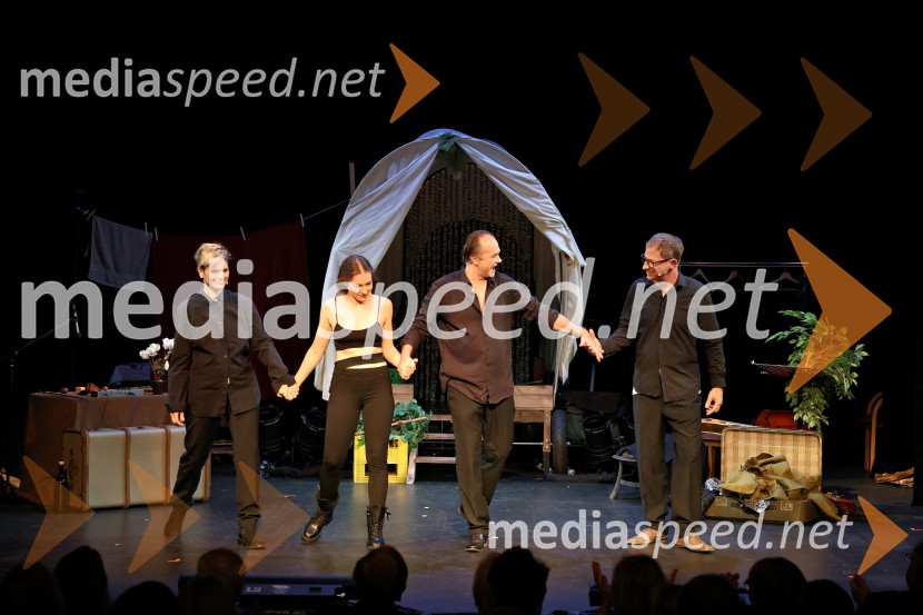  Špela  Huzjak;  Liza Marijina, igralka;  Jure Ivanušič, dramski igralec in glasbenik;  Žiga Golob, kontrabasistŽival si, premiera v Mestnem gledališču Ptuj