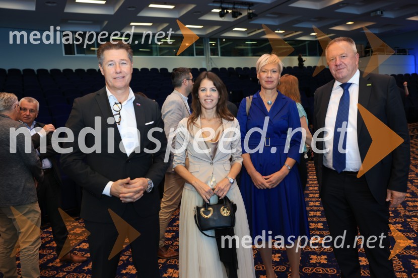  ... ;  ... ;  ... ;  ... ;  Zdravko Počivalšek, nekdanji minister za gospodarski razvoj in tehnologijoManagerski kongres 2025, drugi dan