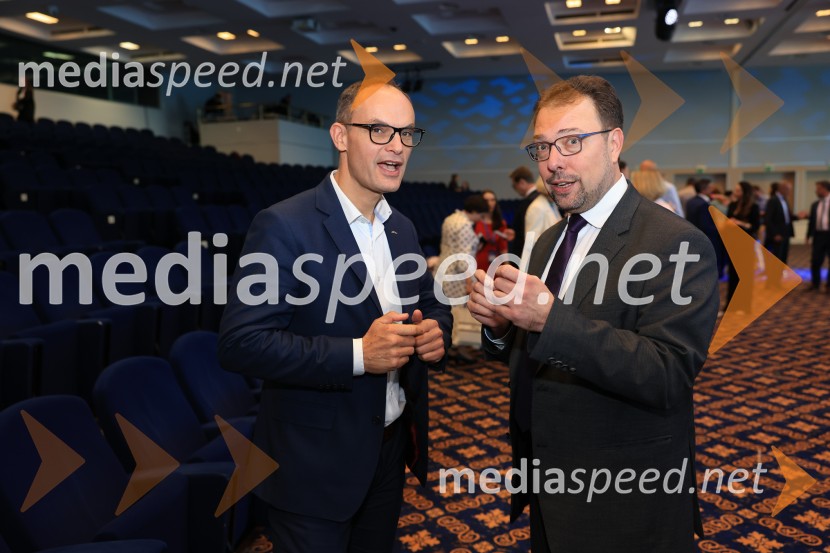  Anže Logar, predsednik stranke Demokrati, poslanec Državnega zbora Republike Slovenije;  Matej MajorancManagerski kongres 2025, drugi dan