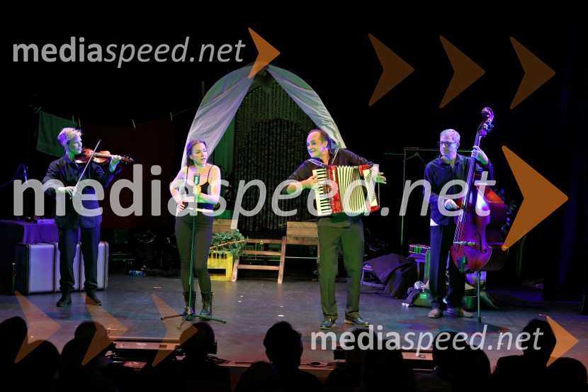  Liza Marijina, igralka;  Jure Ivanušič, dramski igralec in glasbenikŽival si, premiera v Mestnem gledališču Ptuj