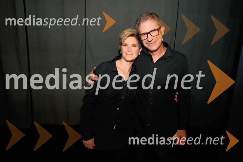  Špela  Huzjak;  Žiga Golob, kontrabasistŽival si, premiera v Mestnem gledališču Ptuj