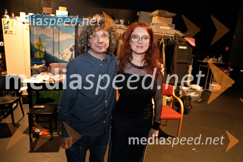  Matjaž Latin, režiser in igralec;  Mira Strnad, kostumografinjaŽival si, premiera v Mestnem gledališču Ptuj