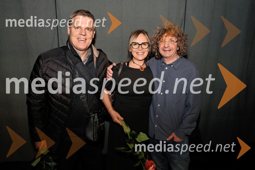  Simon Šerbinek, lektor;  Mateja Kapun, scenografinja;  Matjaž Latin, režiser in igralecŽival si, premiera v Mestnem gledališču Ptuj