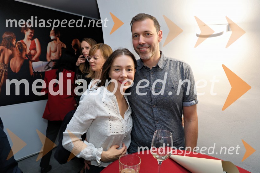  Liza Marijina, igralka;  ... Žival si, premiera v Mestnem gledališču Ptuj