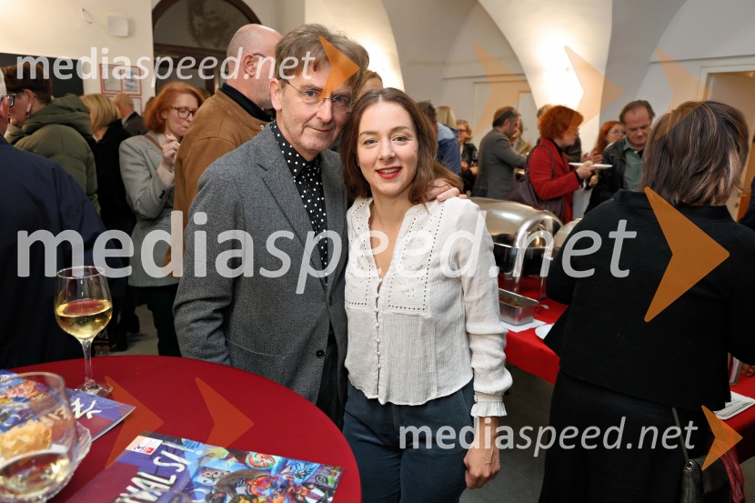  Marko Crnkovič, kolumnist, urednik portala Fokus Pokus;  Liza Marijina, igralkaŽival si, premiera v Mestnem gledališču Ptuj