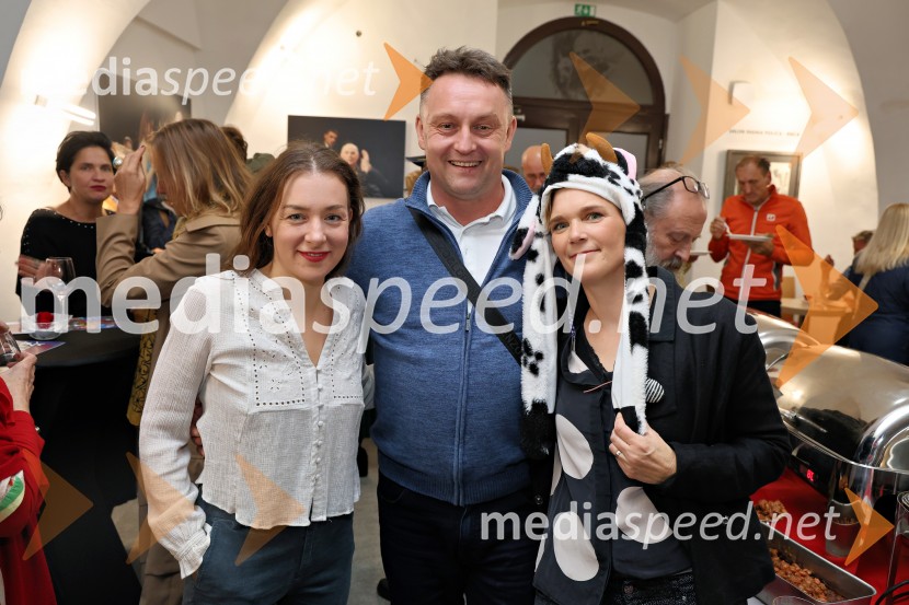  Liza Marijina, igralka;  Peter Srpčič, direktor, Mestno gledališče Ptuj;  ... Žival si, premiera v Mestnem gledališču Ptuj