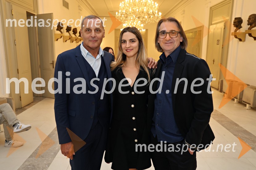  Danilo Rošker, direktor SNG Maribor;  Hana Ramujkić, kostumografka;  Aleksandar  Popovski, režiser, umetniški direktor Drame SNG MariborMedeja, premiera drame SNG Maribor