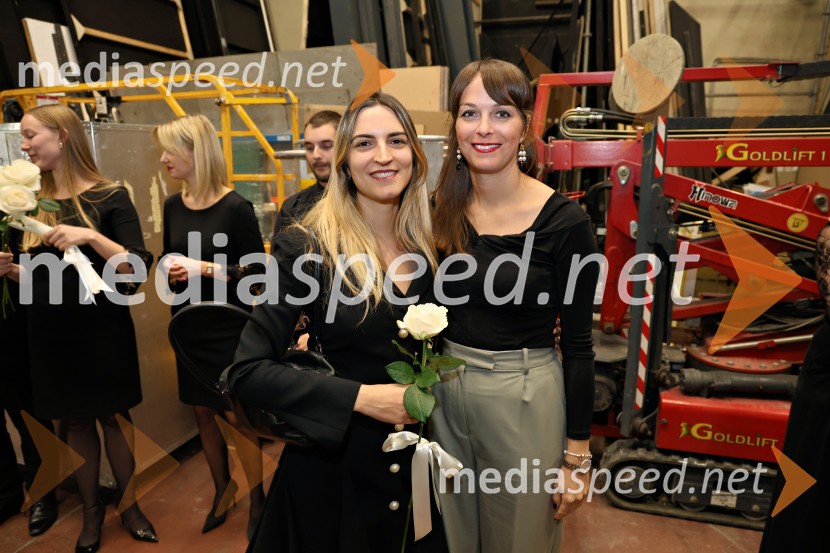  Hana Ramujkić, kostumografka;  Špela Lešnik, producentka Drame SNG MariborMedeja, premiera drame SNG Maribor