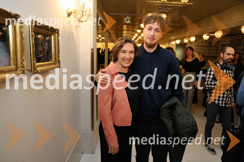  Maša Žilavec, igralka;  Vasja  BjelobrkMedeja, premiera drame SNG Maribor