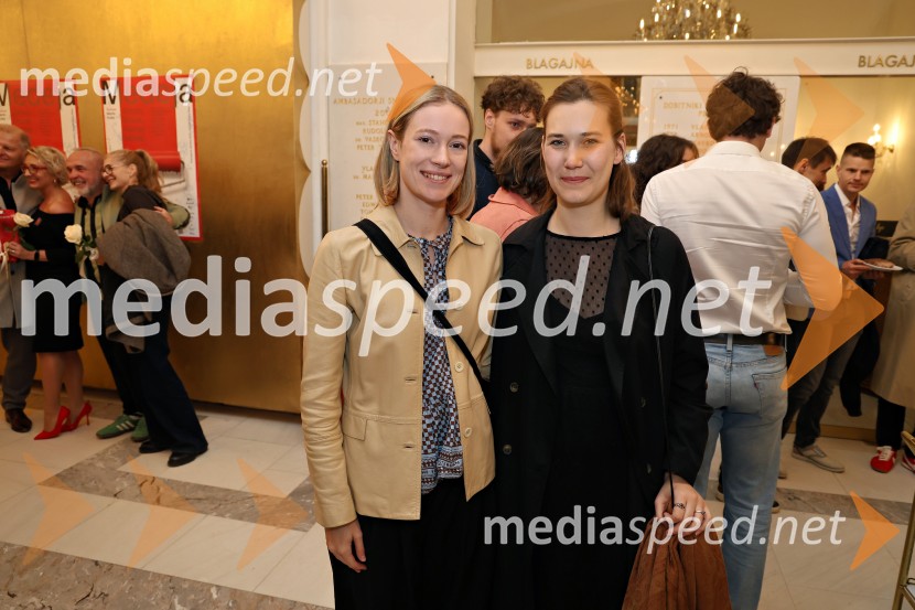  Julija Klavžar, igralka;  ... Medeja, premiera drame SNG Maribor