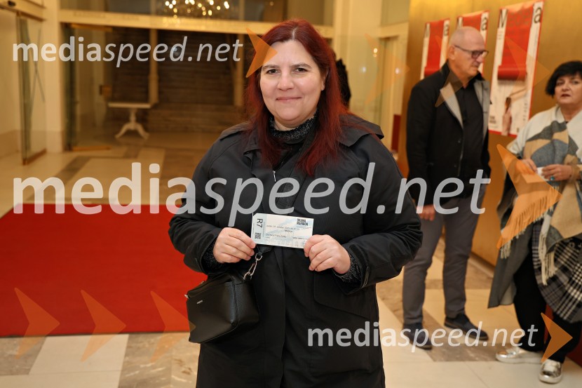  Teja Pelko, novinarkaMedeja, premiera drame SNG Maribor