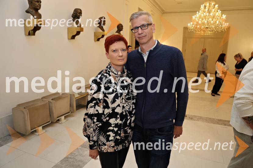  Valerija Grubelnik, Cvetličarna Grubelnik;  Damir LukežičMedeja, premiera drame SNG Maribor