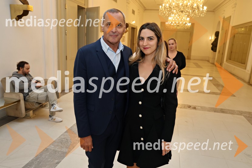  Danilo Rošker, direktor SNG Maribor;  ... Medeja, premiera drame SNG Maribor