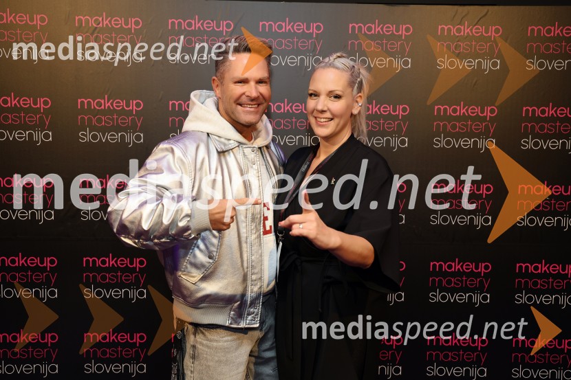  Sebastian Podgornik, pevec in plesalec;  Mateja Naberšnik, maskerkaMakeup Mastery Slovenija