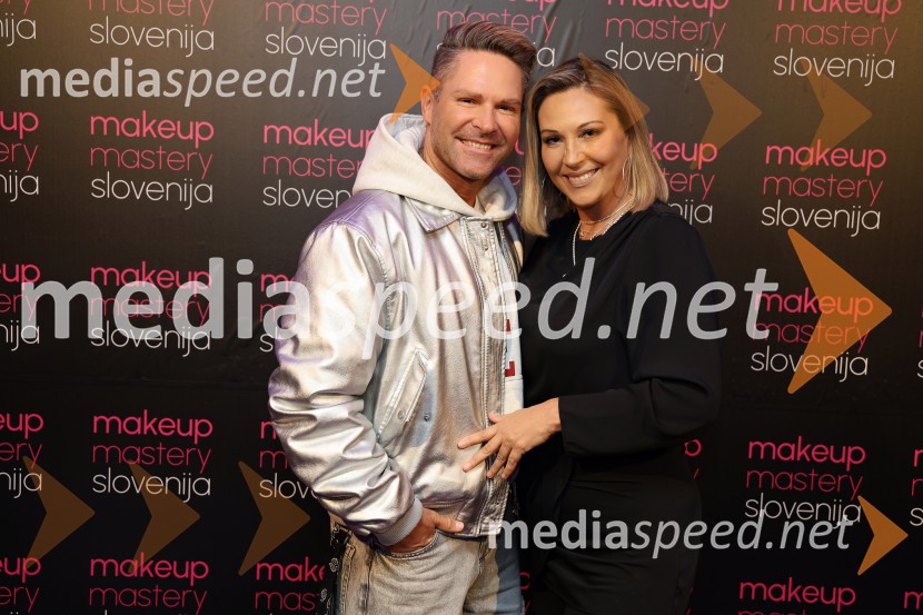  Sebastian Podgornik, pevec in plesalec;  ... Makeup Mastery Slovenija