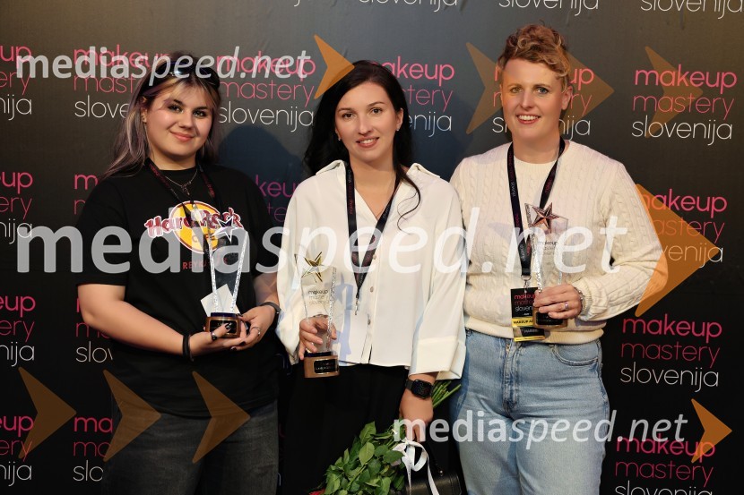  ... ;  Apolonija  K. Sama, vizažistkaMakeup Mastery Slovenija