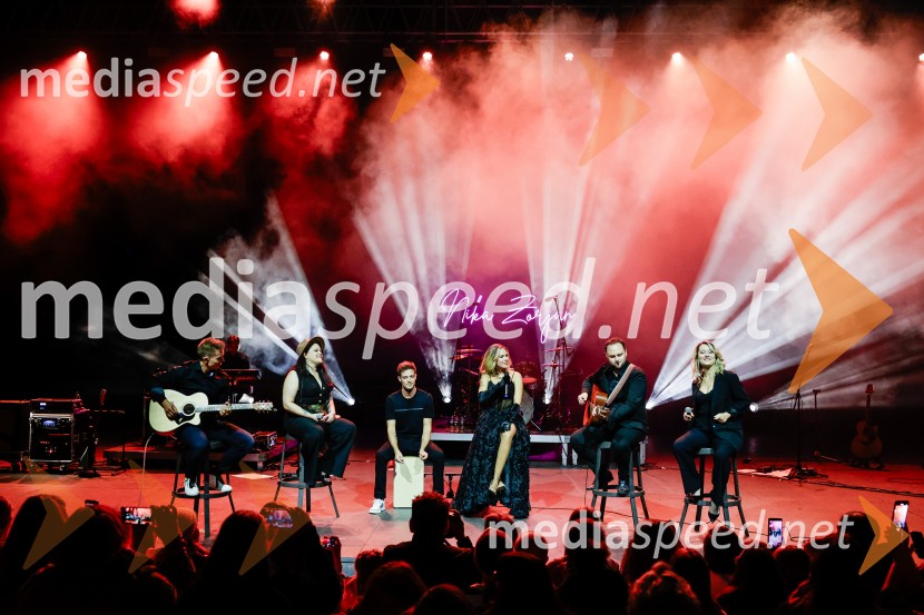 Nika Zorjan na velikem odru Križank