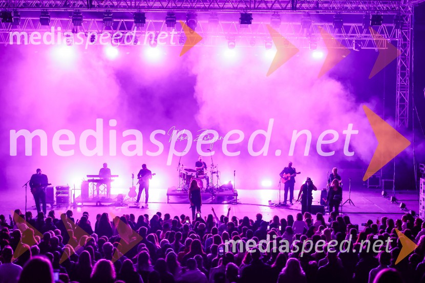 Nika Zorjan na velikem odru Križank