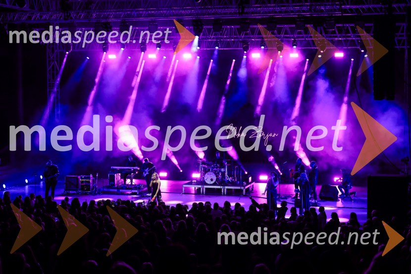 Nika Zorjan na velikem odru Križank