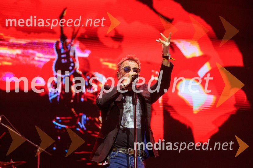 dr. Tone Kregar, zgodovinar, pevec Mi2, direktor Muzeja novejše zgodovine CeljeMI2, veliki koncert ob 30-letnici v Stožicah