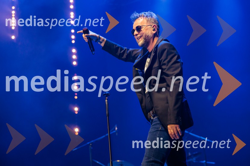 dr. Tone Kregar, zgodovinar, pevec Mi2, direktor Muzeja novejše zgodovine CeljeMI2, veliki koncert ob 30-letnici v Stožicah