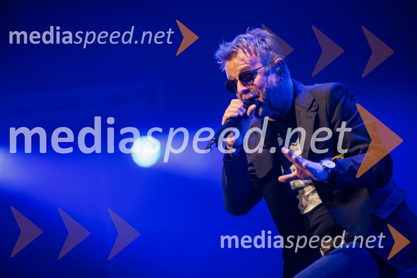 dr. Tone Kregar, zgodovinar, pevec Mi2, direktor Muzeja novejše zgodovine CeljeMI2, veliki koncert ob 30-letnici v Stožicah