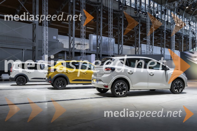 Novi Dacia Sandero, Stepway, Jogger in Logan – še bolj bistveni, pametni in kul!
