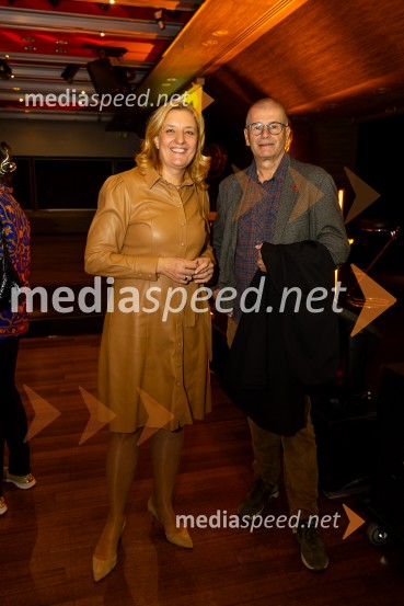 dr. Alenka Kepic Mohar, glavna urednica Mladinske knjige in direktorica Cankarjeve založbe;  ... Cankarjeva založba praznovala 80 let