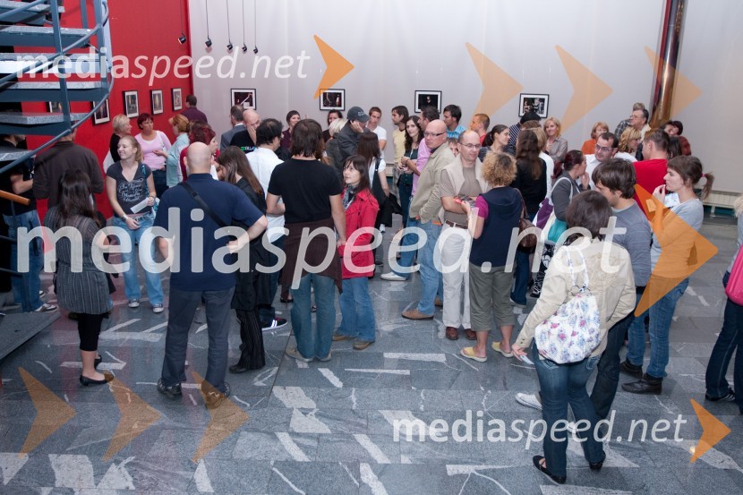 ObiskovalciBanzaaj, stand up komedija