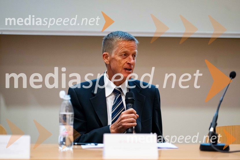  Janez Čadež, nekdanji generalni direktor RTV SLO20. Dnevi evropskega prava