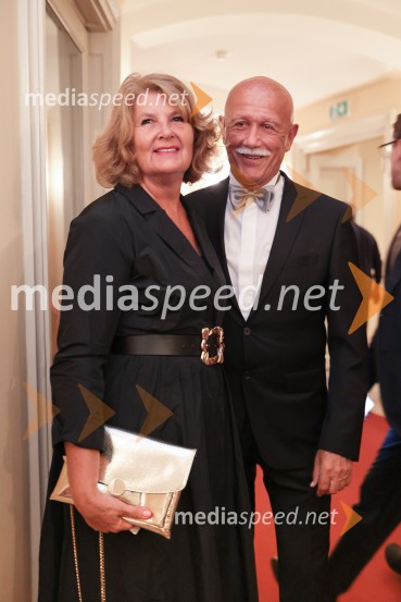  Polona  Praprotnik;  Frane Praprotnik, podjetnikPotovanje v Reims, premiera SNG Opera Ljubljana