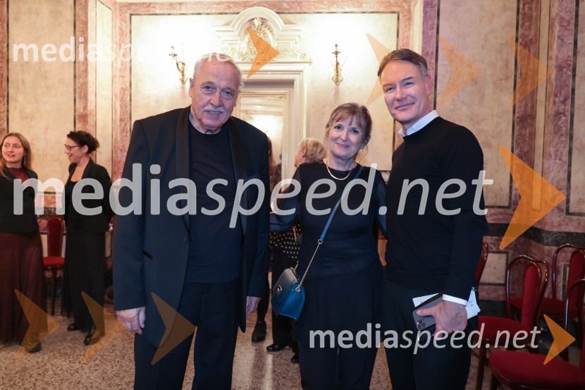 dr. Zoran Vaupot, vodja Sektorja za spodbujanje investicij na SPIRIT Slovenija;  ... ;  Saša Krajnc, TV Voditelj, RTVPotovanje v Reims, premiera SNG Opera Ljubljana