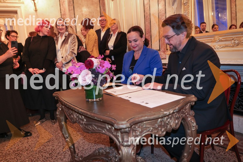  Iva Hraste Sočo, direktorica, Hrvatsko narodno kazalište Zagreb;  Marko  Hribernik, direktor SNG Opera in balet LjubljanaPotovanje v Reims, premiera SNG Opera Ljubljana