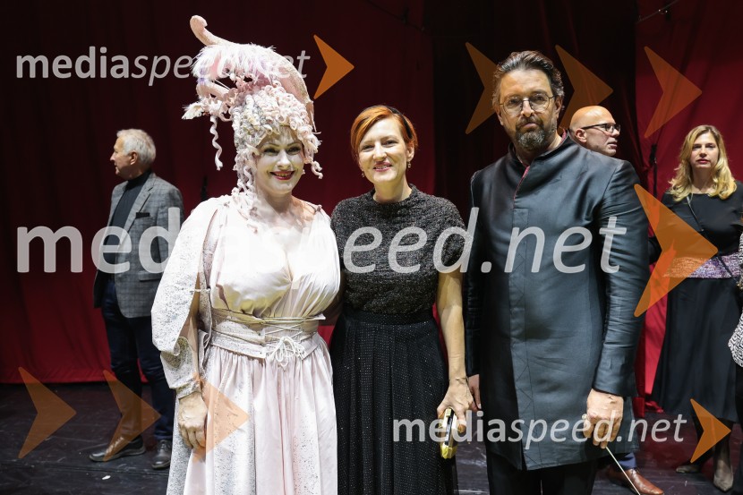  Nuška Drašček, pevka; dr. Asta Vrečko, ministrica za kulturo;  Marko  Hribernik, direktor SNG Opera in balet LjubljanaPotovanje v Reims, premiera SNG Opera Ljubljana