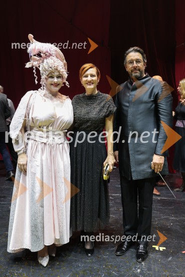  Nuška Drašček, pevka; dr. Asta Vrečko, ministrica za kulturo;  Marko  Hribernik, direktor SNG Opera in balet LjubljanaPotovanje v Reims, premiera SNG Opera Ljubljana
