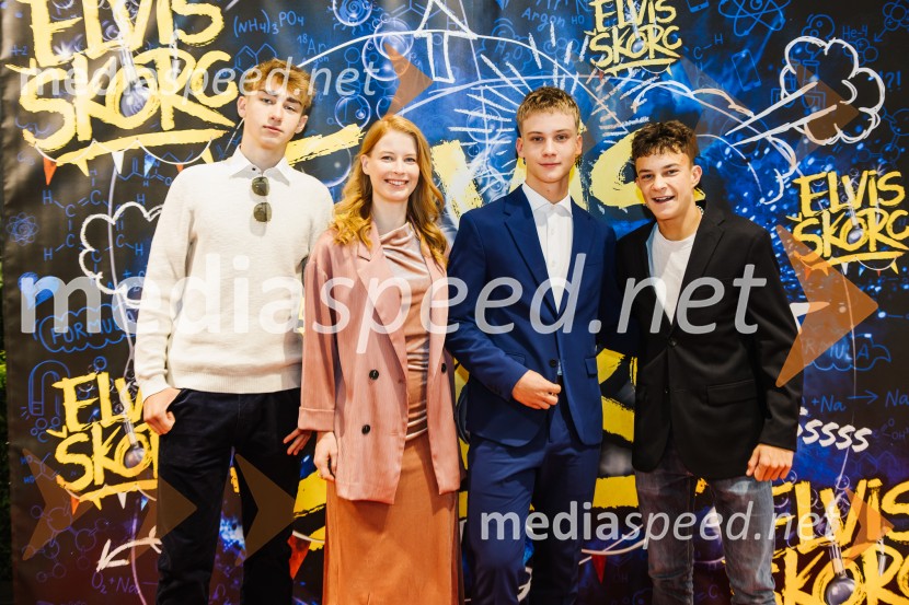  Peter  Perme, igralec;  Klara Eva Kukovičič;  Maks  Peštaj Zevnik, igralec;  Arne  Duhovnik, igralecElvis Škorc, zgodba o fantu, ki svet vidi po svoje, premiera