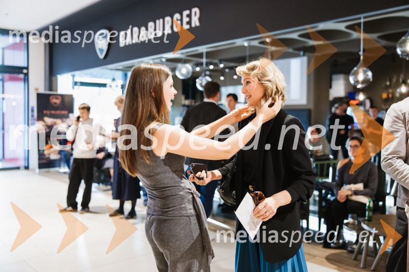  Iva Krajnc Bagola, igralkaElvis Škorc, zgodba o fantu, ki svet vidi po svoje, premiera