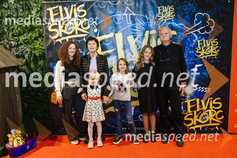  Kiara  Kenig, igralkaElvis Škorc, zgodba o fantu, ki svet vidi po svoje, premiera