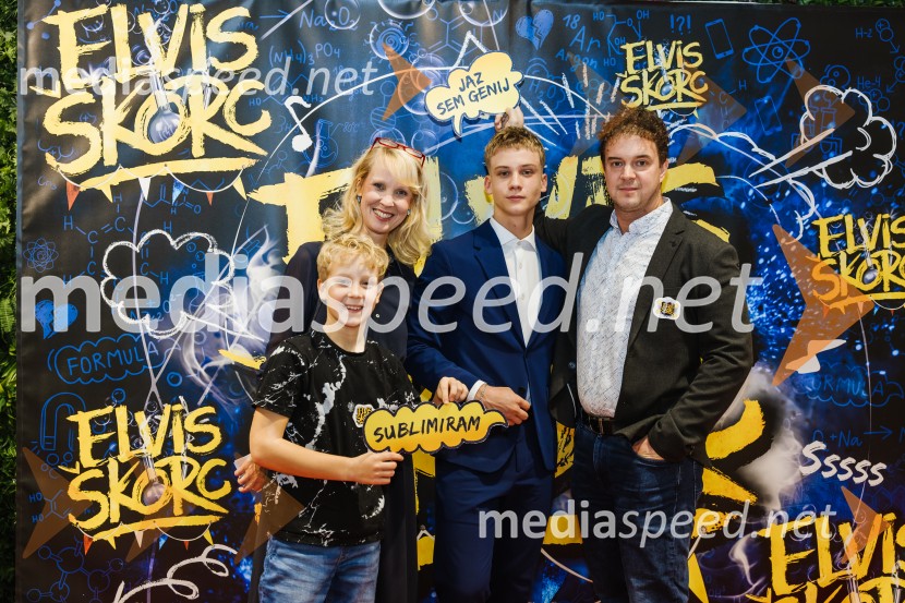  ... ;  ... ;  Maks  Peštaj Zevnik, igralec;  ... Elvis Škorc, zgodba o fantu, ki svet vidi po svoje, premiera