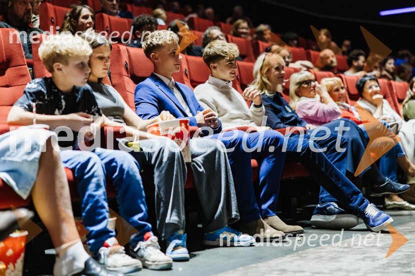 Elvis Škorc, zgodba o fantu, ki svet vidi po svoje, premiera