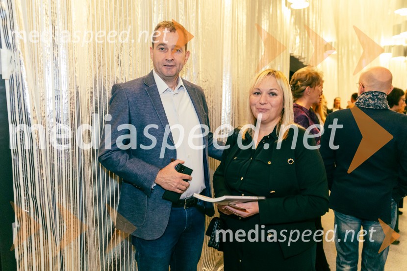 Prva beseda je mama, Vranica - dvojna premiera SNG Drama Ljubljana