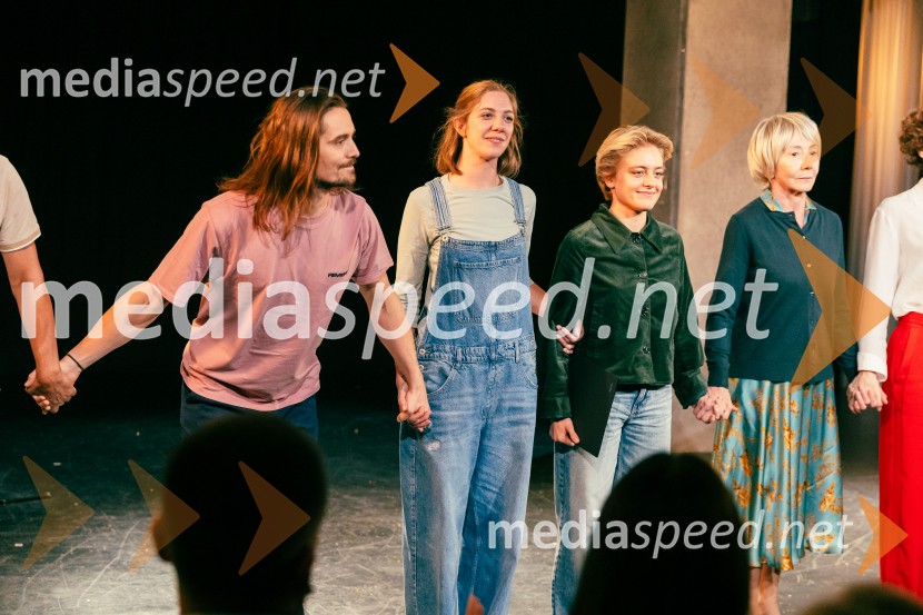  Klemen Janežič, igralec, koreograf;  Eva Jesenovec, igralka;  Kaja Petrovič, igralka;  Silva Čušin Povše, dramska igralkaPrva beseda je mama, Vranica - dvojna premiera SNG Drama Ljubljana